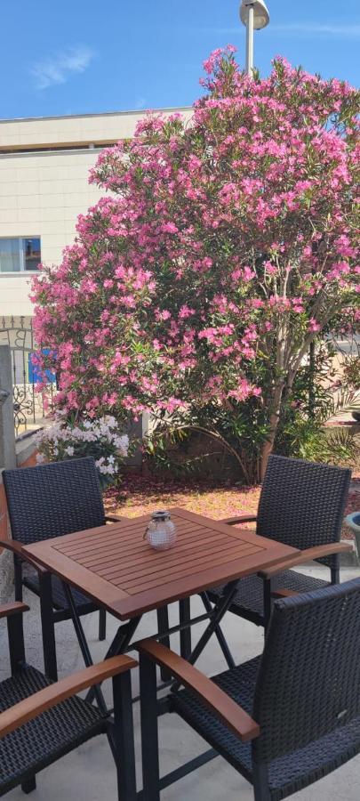 Harizma Apartment พรีมอชเตน ภายนอก รูปภาพ