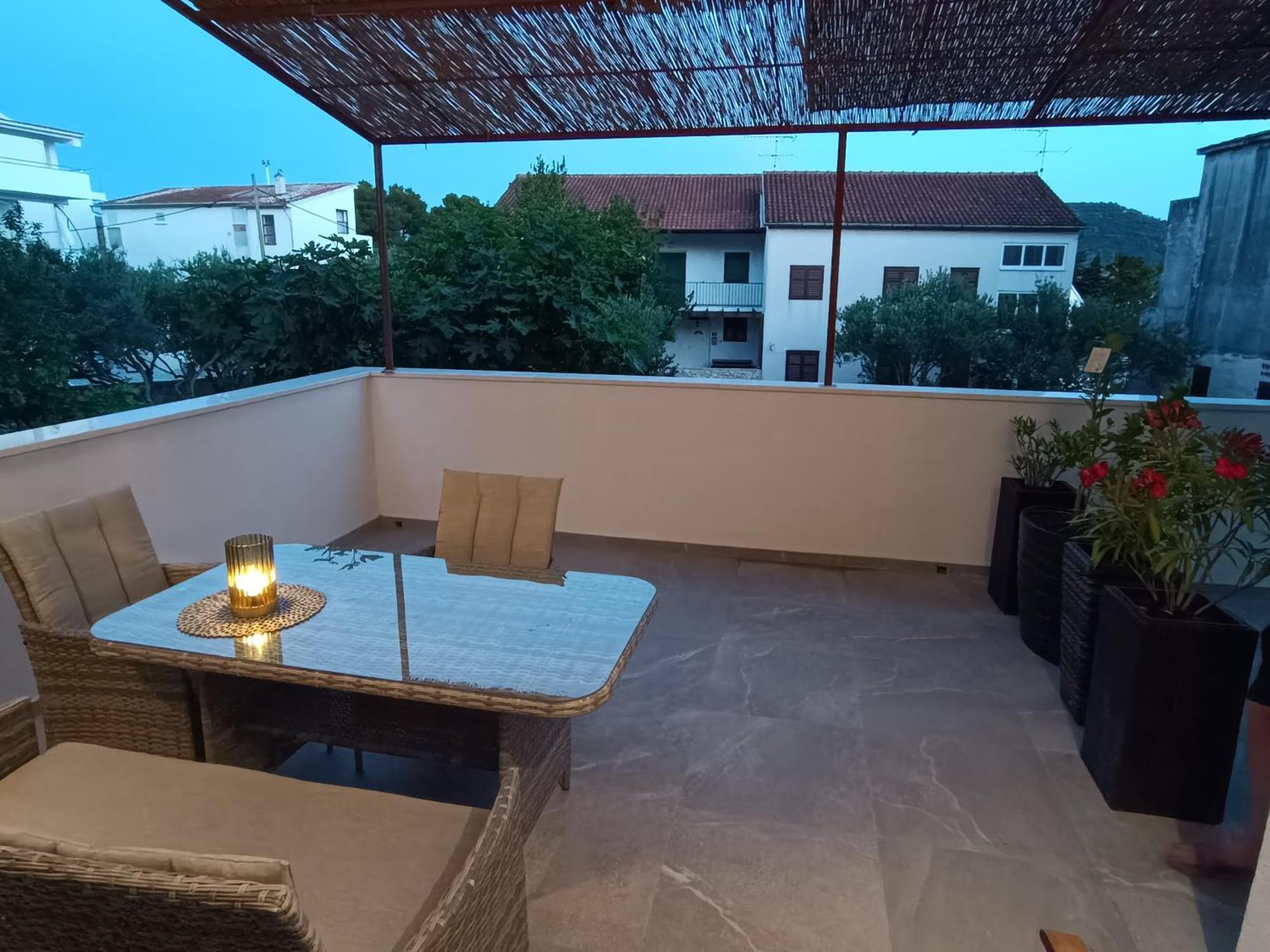 Harizma Apartment พรีมอชเตน ภายนอก รูปภาพ